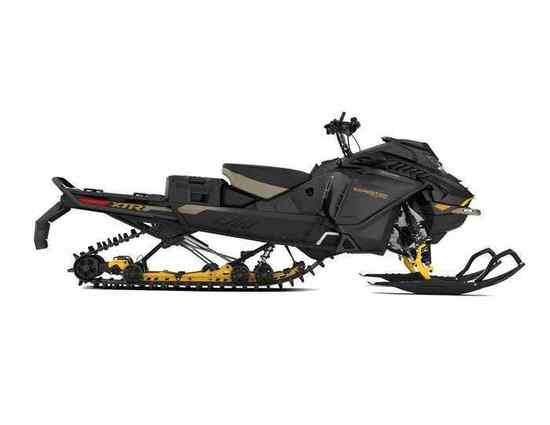 2027 Ski-Doo EXPEDITION XTREME 900 ACE Turbo R Cobra 1.8'' E.S. w/ 10.25'' Touchscreen — photo 2