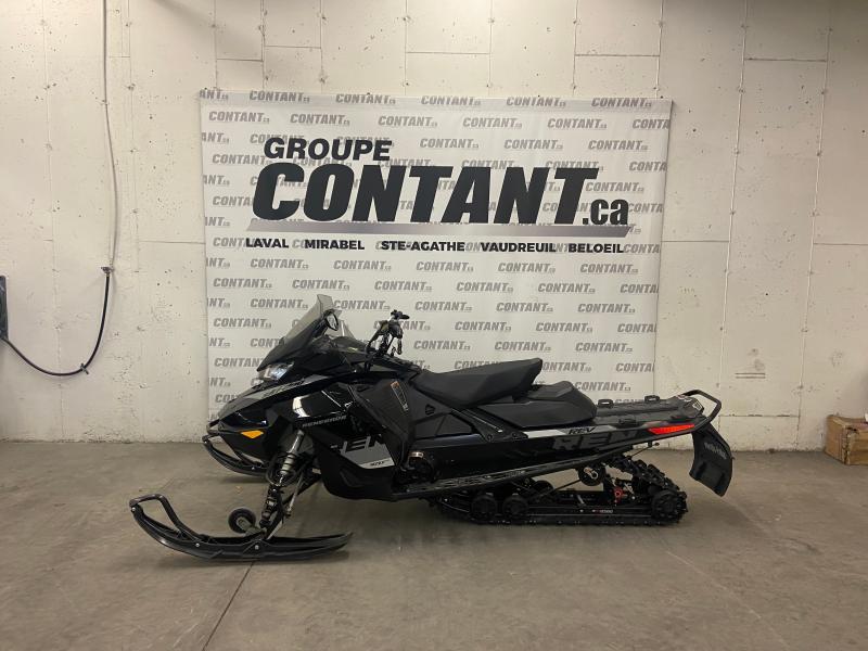 2019 Ski-Doo Renegade Adrenaline 850