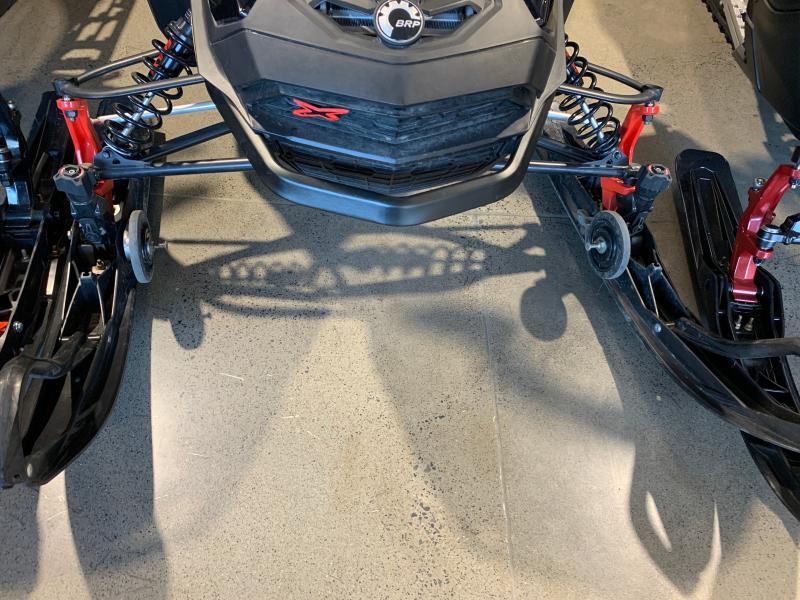 2020 Ski-Doo Renegade X 900 Turbo — photo 2