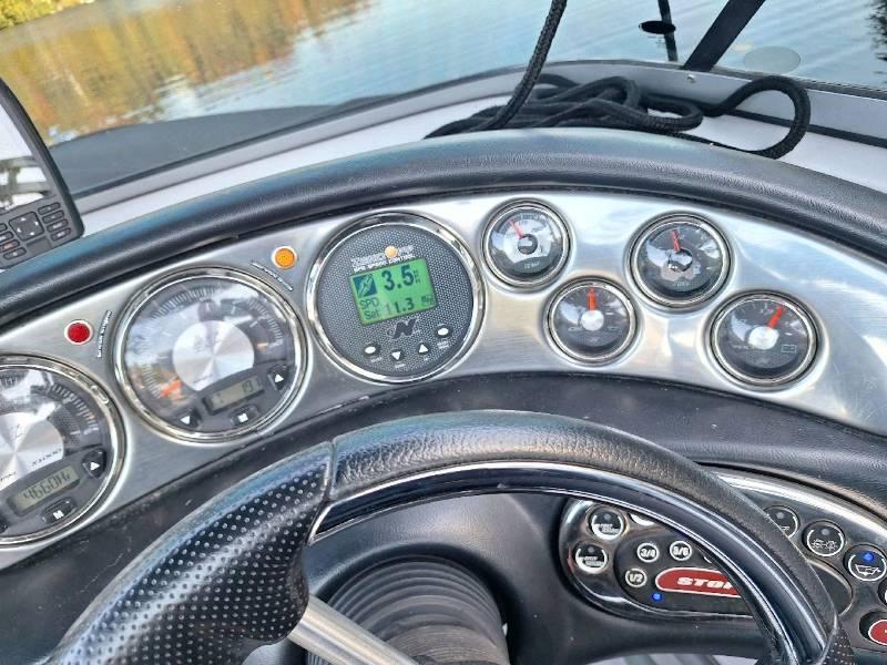 2009 Correct Craft Air Nautique 220 Team Edition — photo 15