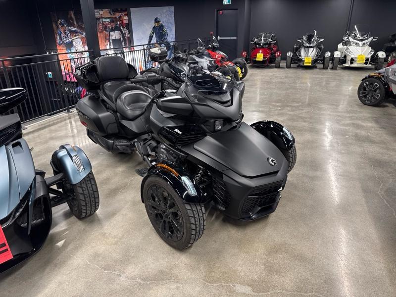 2025 Can-Am Spyder F3 Limited (SE6) — photo 2