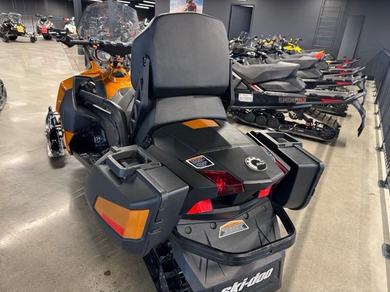 2017 Ski-Doo Grand Touring SE 900 ACE — photo 7