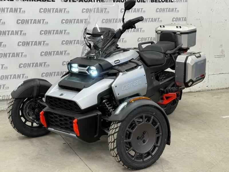 2025 Can-Am Canyon XT — photo 2