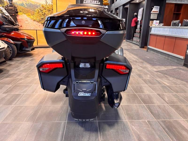 2025 Can-Am Spyder F3 Limited (SE6) — photo 4