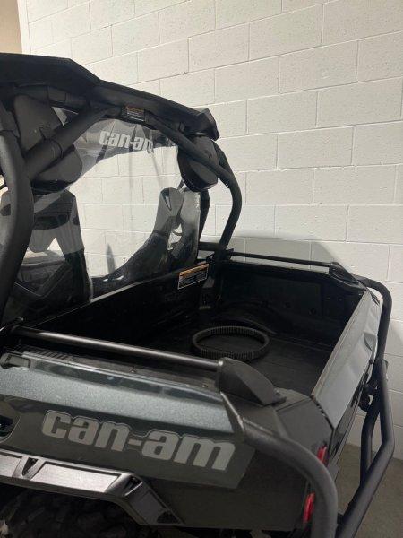 2020 Can-Am Commander LTD — photo 6