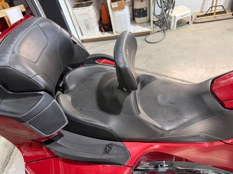 2015 Can-Am SPYDER RT LTD ROUGE SE6 — photo 4